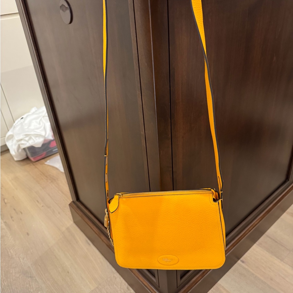 Mulberry Billie in grained leather